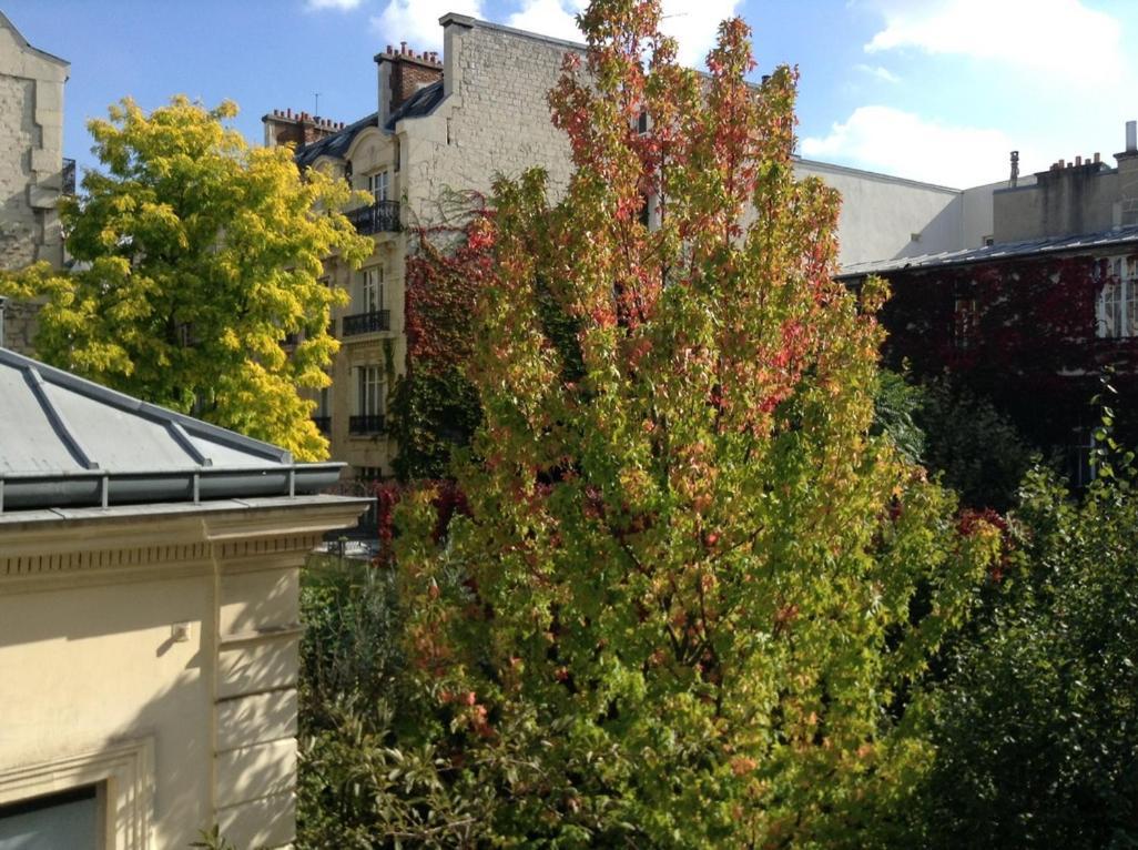 52 Clichy Bed & Breakfast - Chambre D'Hotes Paris Exteriör bild